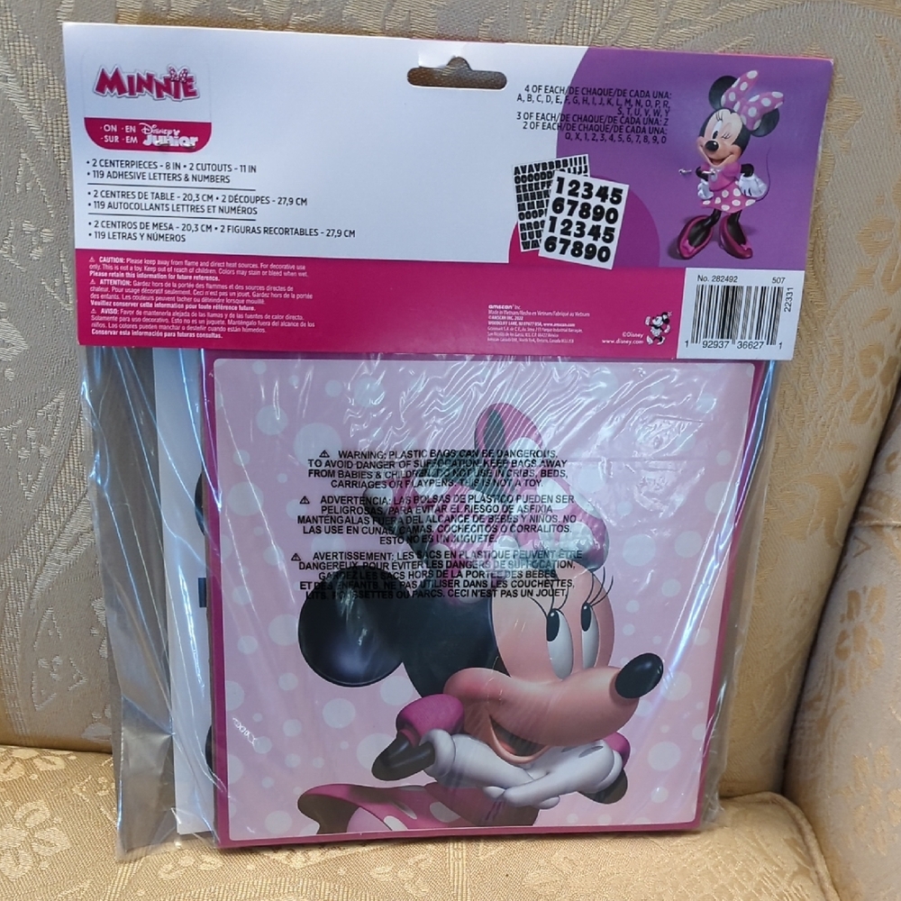 New With Tags Minnie Mouse Birthday Party Supplies Set 🩷🤍 - Picture 7 of 7